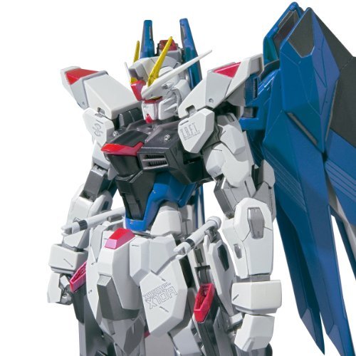 Bandai Freedom Gundam34;Gundam Seed34; - Metal Build