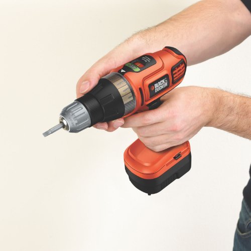 Black & Decker SS-12 12v Cordless Drill/Driver Tool