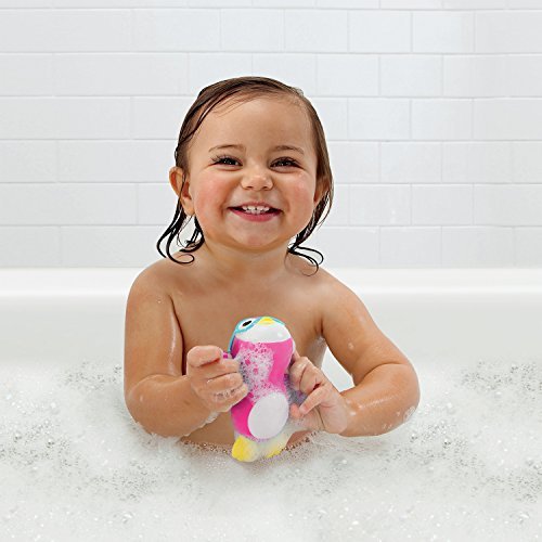 Munchkin Under The Sea Bath Toy & Shampoo Rinser Set 