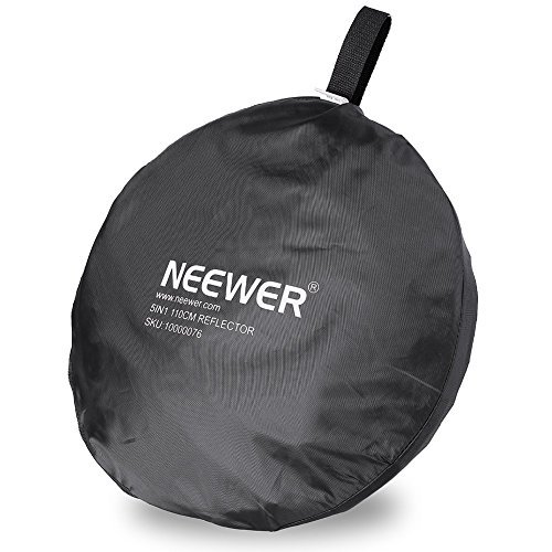 Neewer 43-inch / 110cm 5-in-1 Collapsible Multi-Disc Light Reflector with Bag - Translucent, Silver, Gold, White and Black